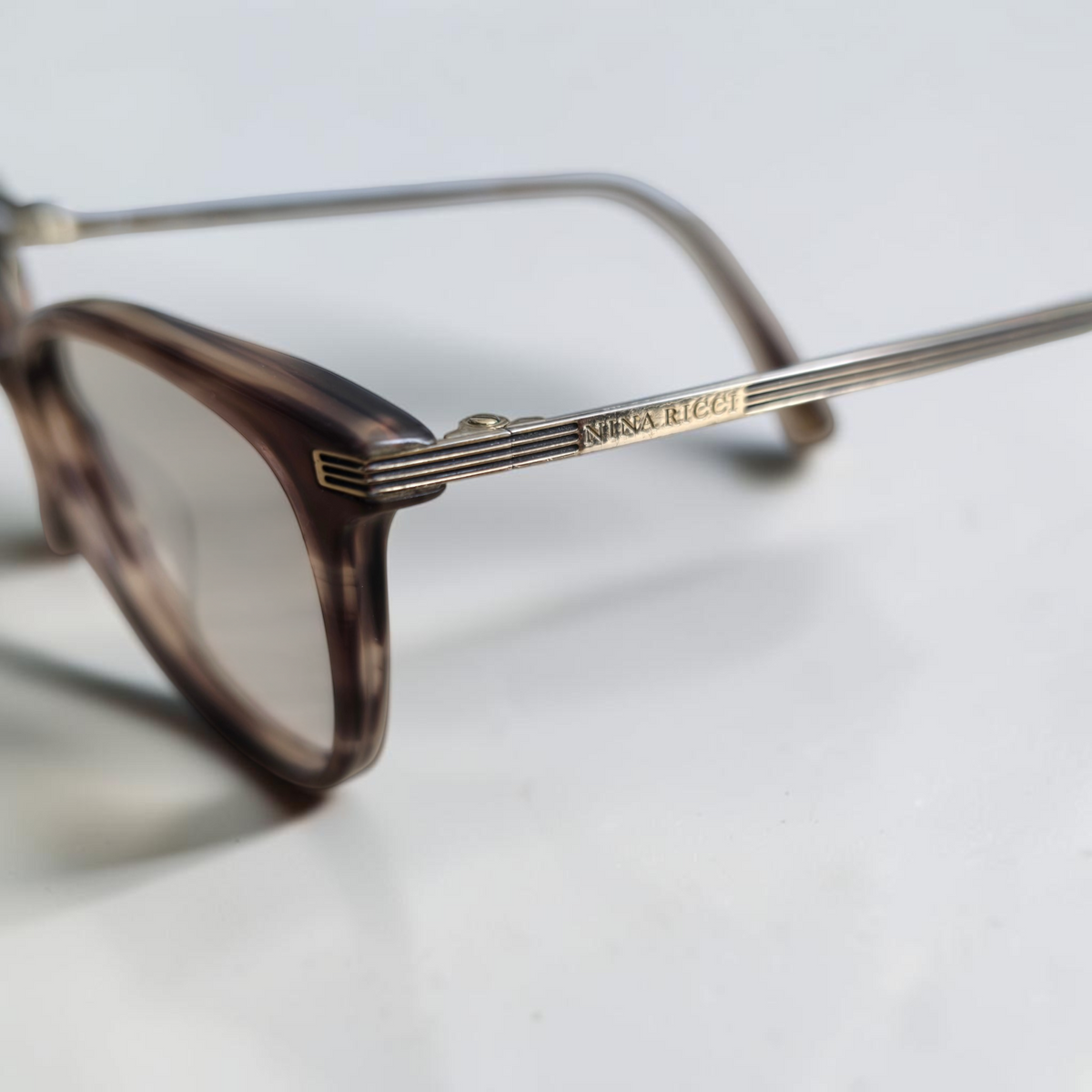 Nina Ricci Cat-Eye Glasses Tortoiseshell Brown Acetate NR0069